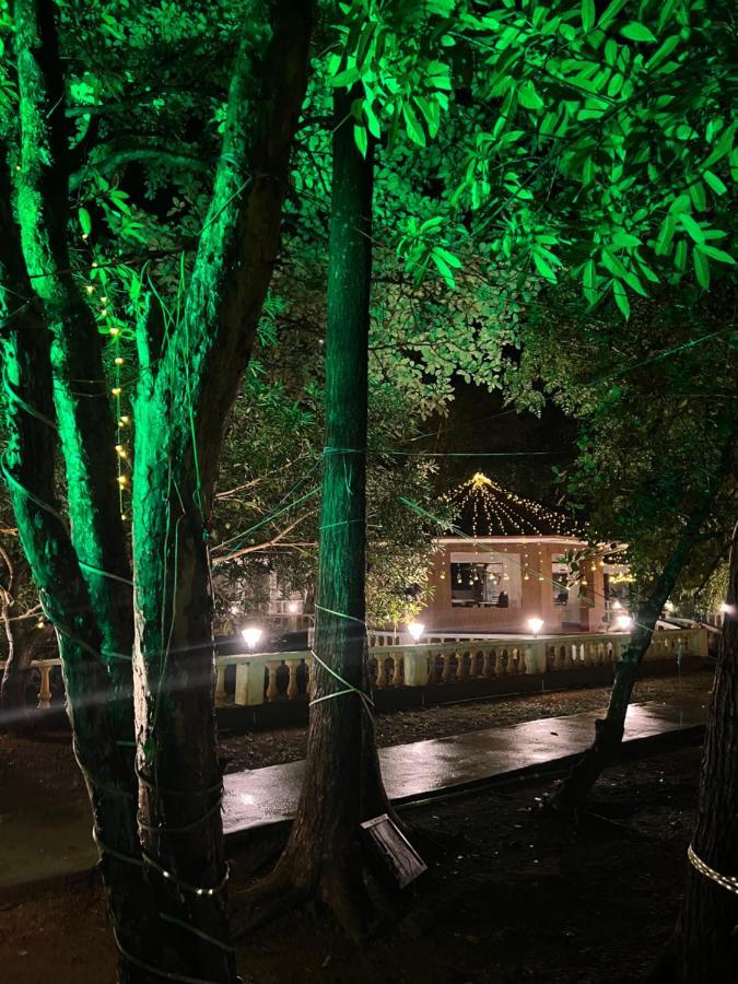 Thrissur Surya Eco And Wedding Resort מראה חיצוני תמונה